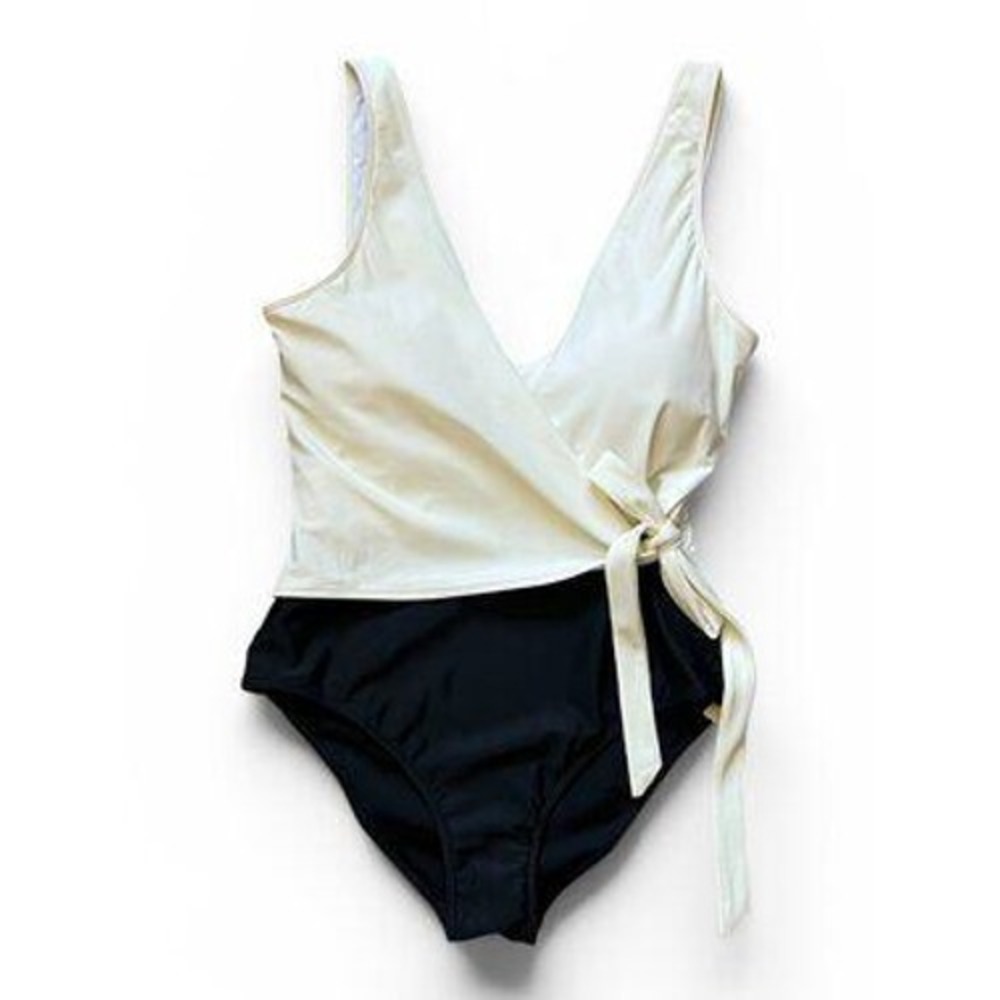 NWT Summersalt The Perfect Wrap One-Piece Swimsuit White Black Colorblock 18 NEW